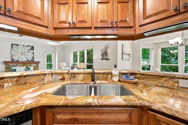 623 New Kent Place, Cary, NC 27511