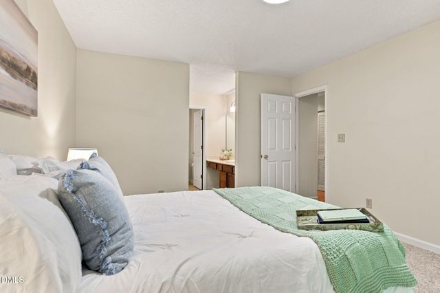 623 New Kent Place, Cary, NC 27511