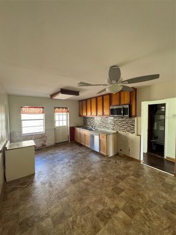 312 LIME AVENUE, Lake Wales, FL 33853