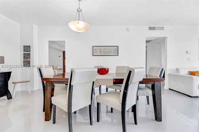 4001 S Ocean Dr 15P, Hollywood, FL 33019