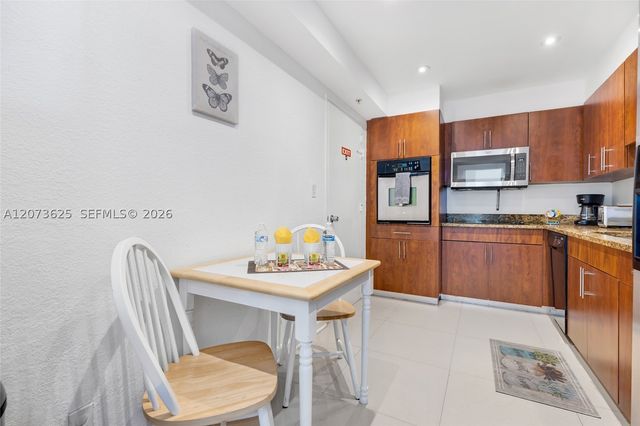 4001 S Ocean Dr 15P, Hollywood, FL 33019