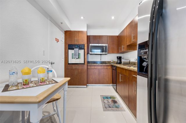 4001 S Ocean Dr 15P, Hollywood, FL 33019
