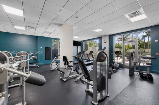 4001 S Ocean Dr 15P, Hollywood, FL 33019