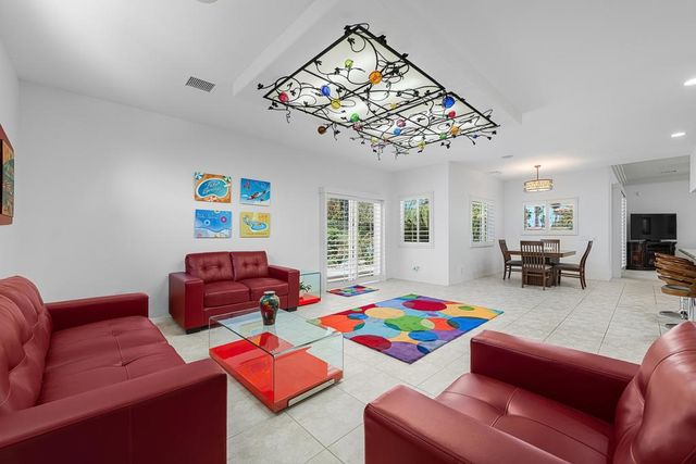 1681 Ponderosa Way, Palm Springs, CA 92264