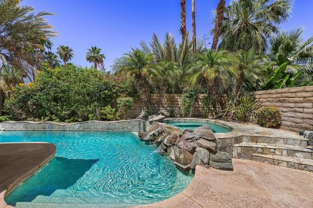 1681 Ponderosa Way, Palm Springs, CA 92264