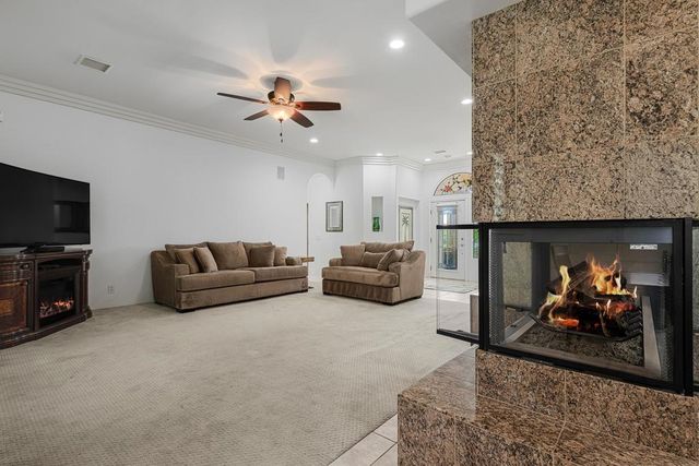 1681 Ponderosa Way, Palm Springs, CA 92264