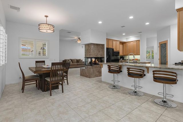 1681 Ponderosa Way, Palm Springs, CA 92264