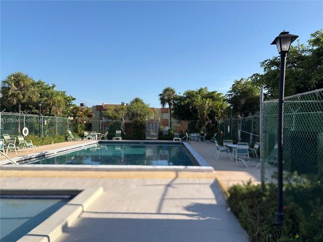 9331 SW 4th Street 202B, Miami, FL 33174