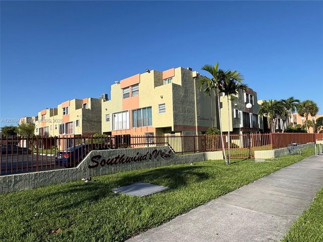 9331 SW 4th Street 202B, Miami, FL 33174