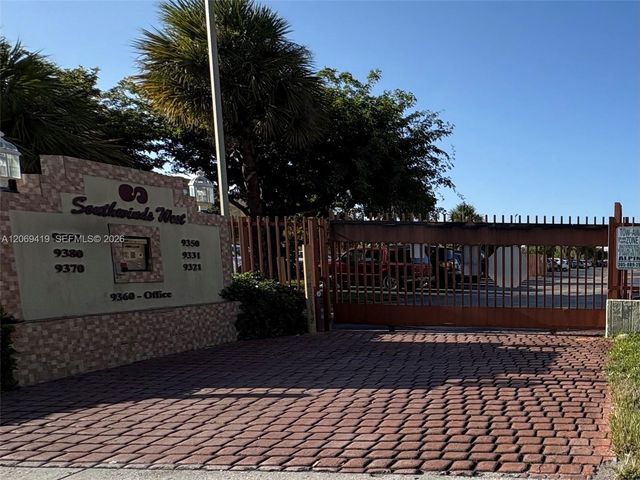 9331 SW 4th Street 202B, Miami, FL 33174