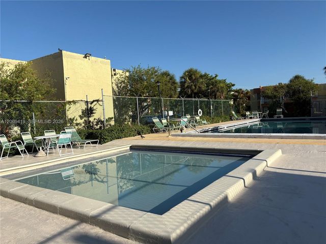 9331 SW 4th Street 202B, Miami, FL 33174