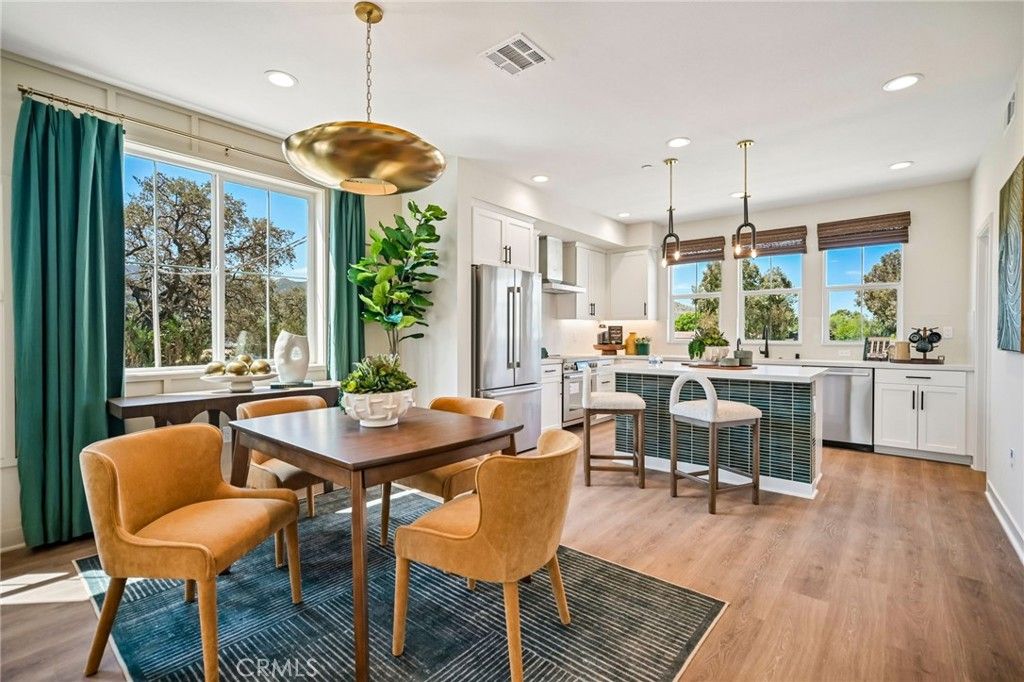 5871 Maplewood Lane 4, Simi Valley, CA 93063 — exterior