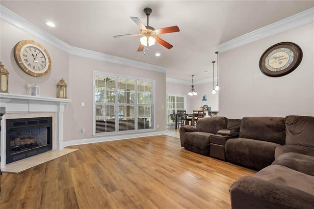 2133 Graceland Court, Mobile, AL 36695