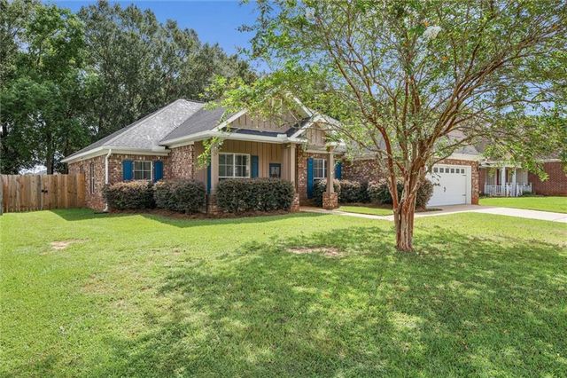 2133 Graceland Court, Mobile, AL 36695