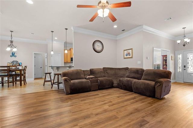 2133 Graceland Court, Mobile, AL 36695