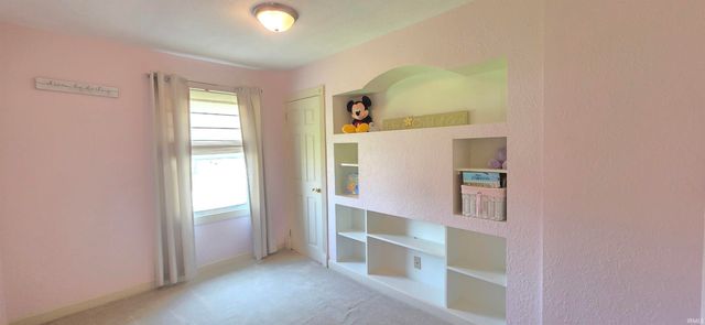 904 N Lincoln Park Drive, Evansville, IN 47711