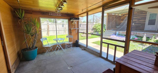 904 N Lincoln Park Drive, Evansville, IN 47711