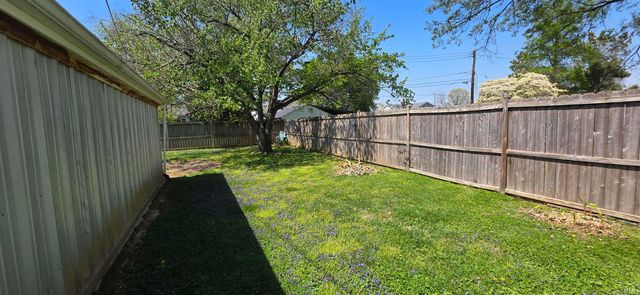 904 N Lincoln Park Drive, Evansville, IN 47711