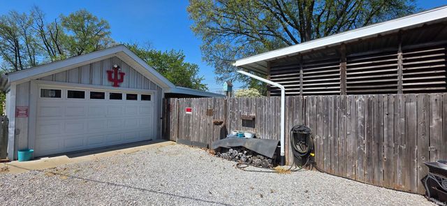 904 N Lincoln Park Drive, Evansville, IN 47711