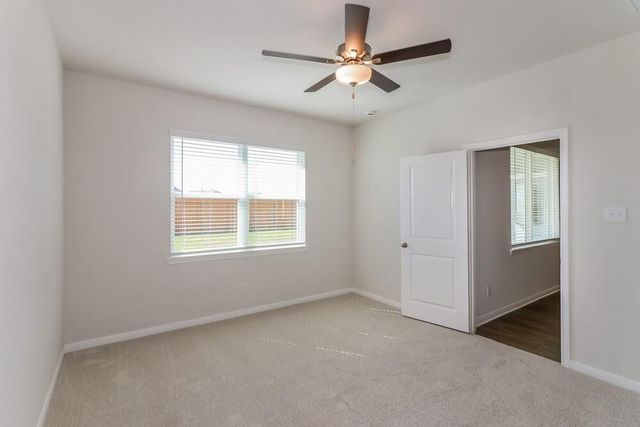 405 Sunny Highlands Drive, Katy, TX 77493