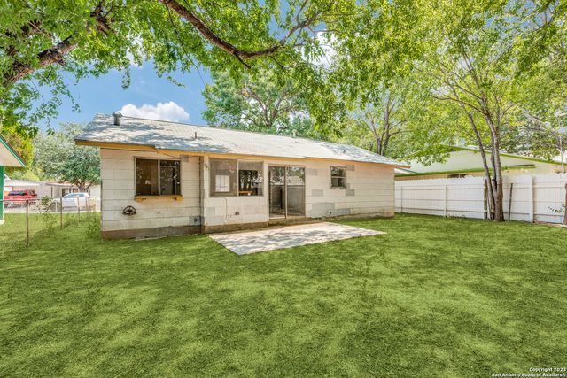 827 Spring Park, San Antonio, TX 78227