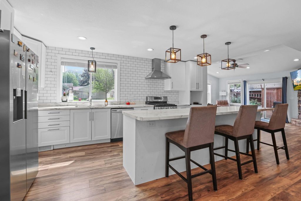 3680 Fairlane Street, White Bear Lake, MN 55110 — photo 2