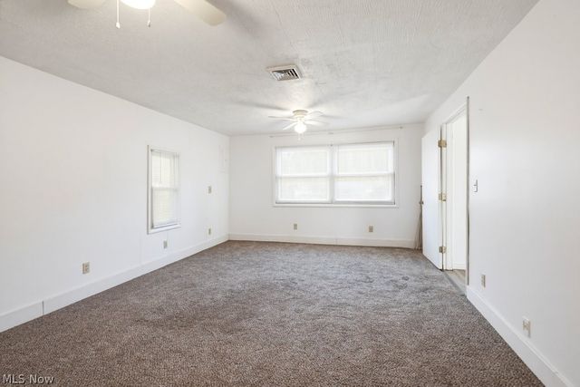 2456 Delaware Avenue, Akron, OH 44312