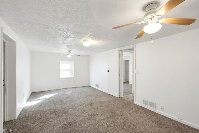 2456 Delaware Avenue, Akron, OH 44312