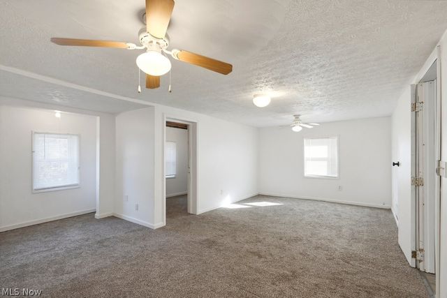 2456 Delaware Avenue, Akron, OH 44312