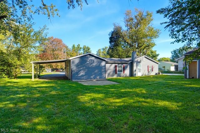 2456 Delaware Avenue, Akron, OH 44312