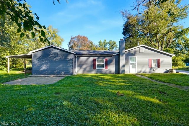 2456 Delaware Avenue, Akron, OH 44312