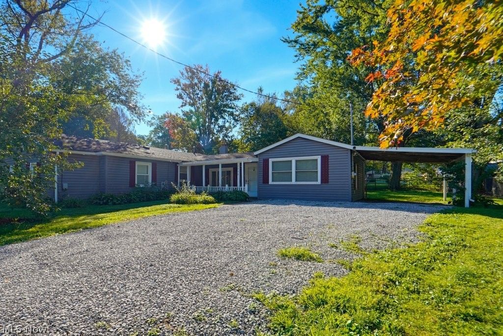 2456 Delaware Avenue, Akron, OH 44312