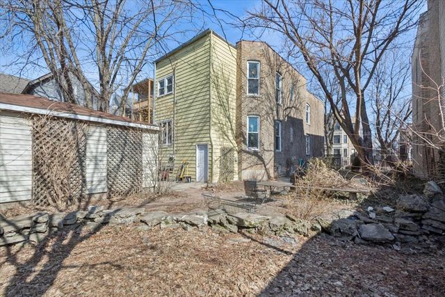 1630 N Francisco Avenue, Chicago, IL 60647