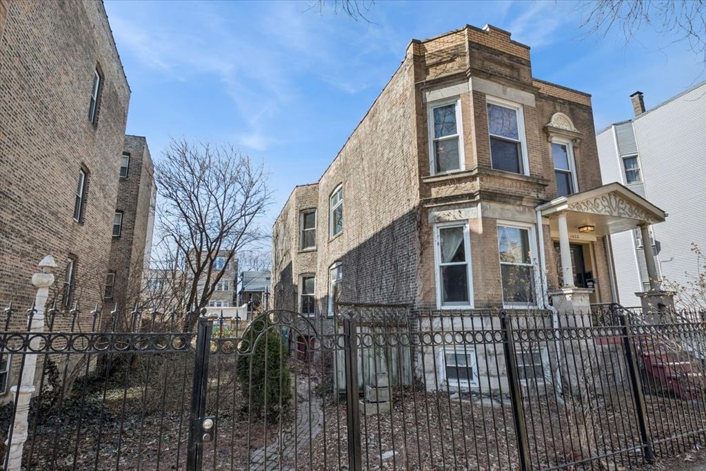 1630 N Francisco Avenue, Chicago, IL 60647