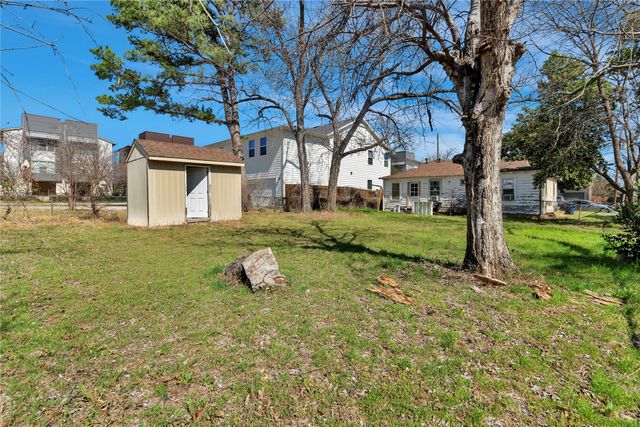 204 Sunset Lane, Fort Worth, TX 76114