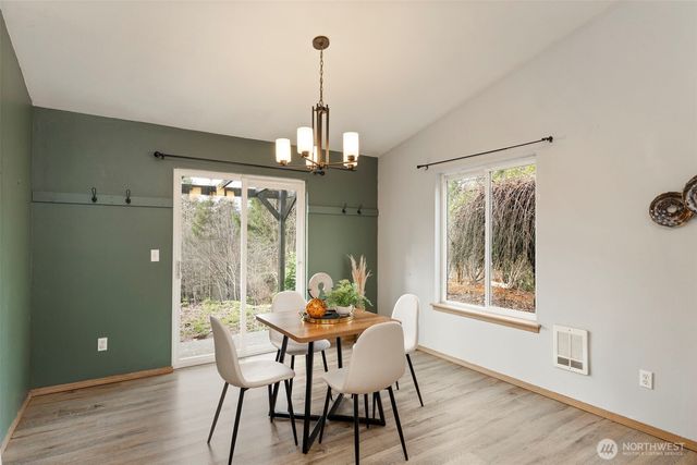 421 NE Cutlass Way, Belfair, WA 98528