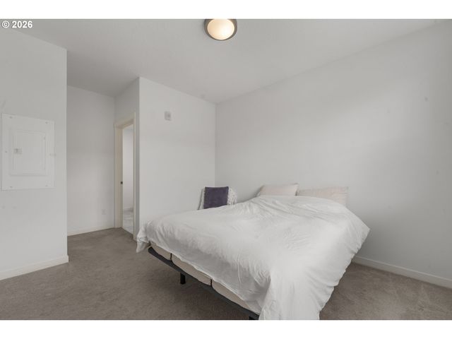 17137 Sw APPLEDALE Rd, Beaverton, OR 97007