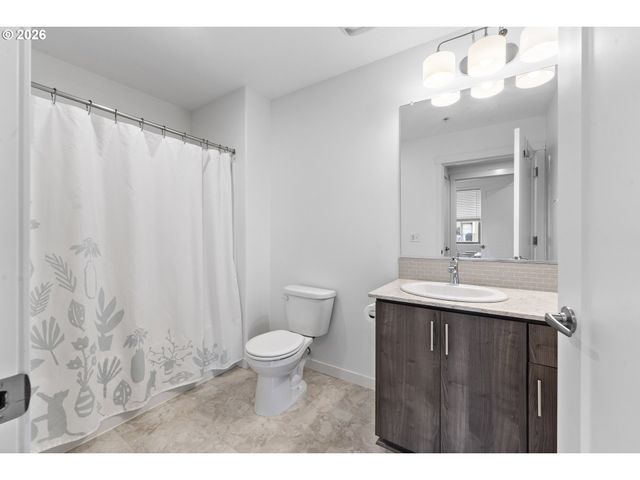 17137 Sw APPLEDALE Rd, Beaverton, OR 97007