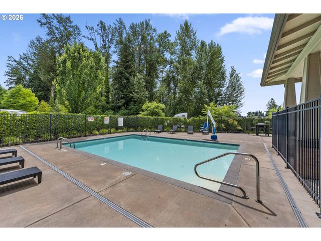 17137 Sw APPLEDALE Rd, Beaverton, OR 97007