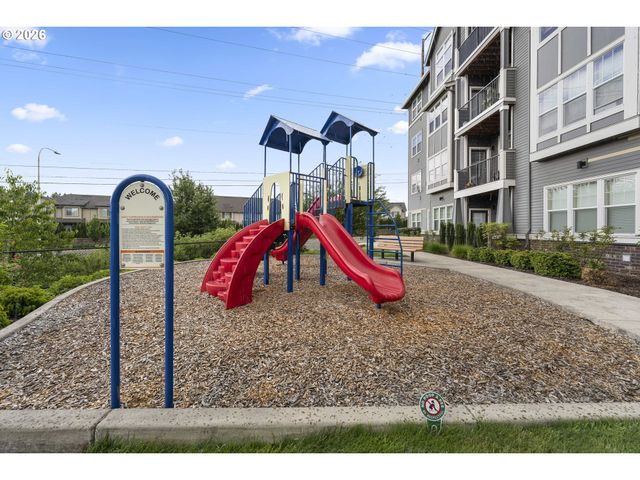 17137 Sw APPLEDALE Rd, Beaverton, OR 97007