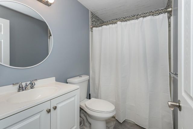 43 Elderwood Dr 43, Stoughton, MA 02072