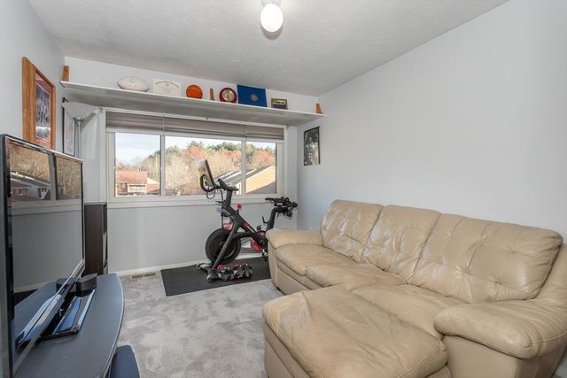 43 Elderwood Dr 43, Stoughton, MA 02072