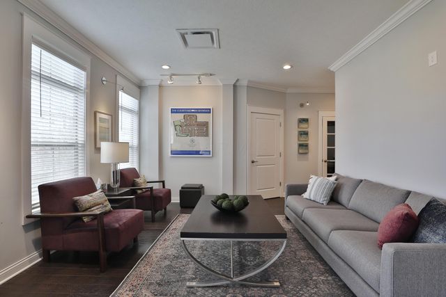 6187 Water Bank Street, Dublin, OH 43017