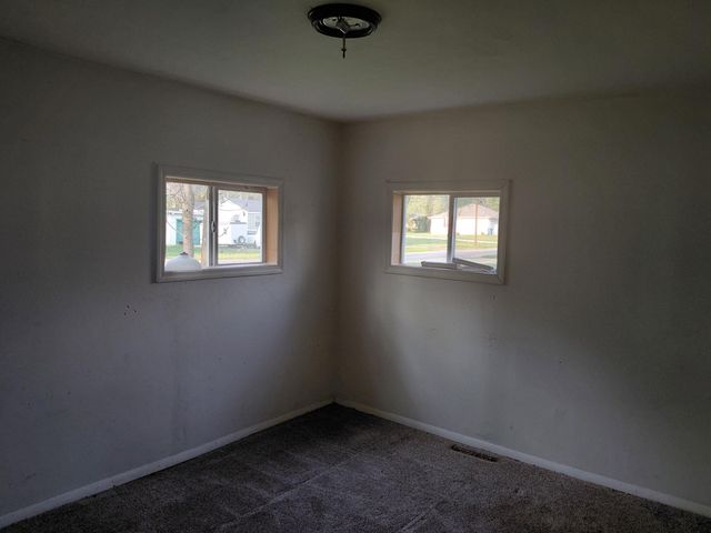 1400 W Catalpa Street, Springfield, MO 65807