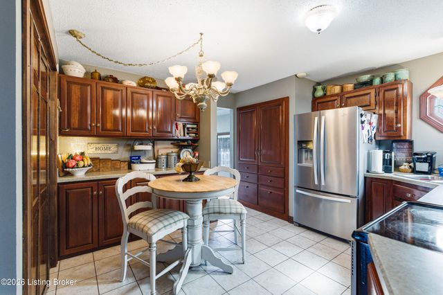 63 Farmview Ln, Leitchfield, KY 42754