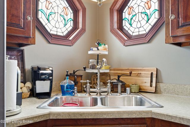 63 Farmview Ln, Leitchfield, KY 42754