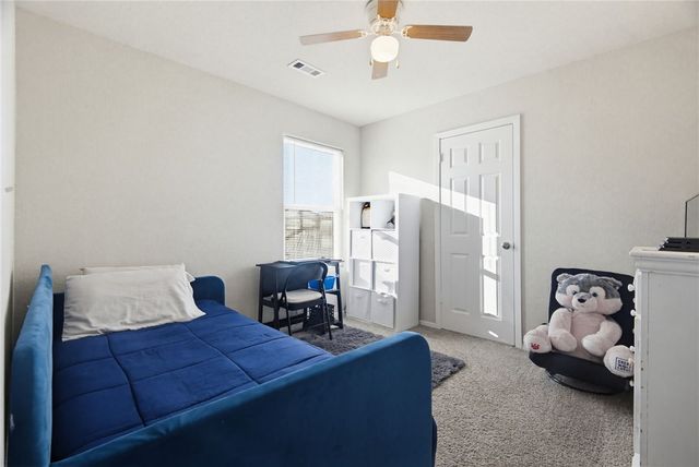 717 NW 69th Avenue, Bentonville, AR 72713