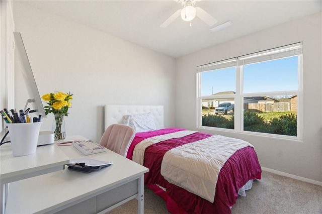 717 NW 69th Avenue, Bentonville, AR 72713