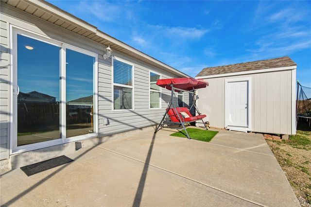 717 NW 69th Avenue, Bentonville, AR 72713