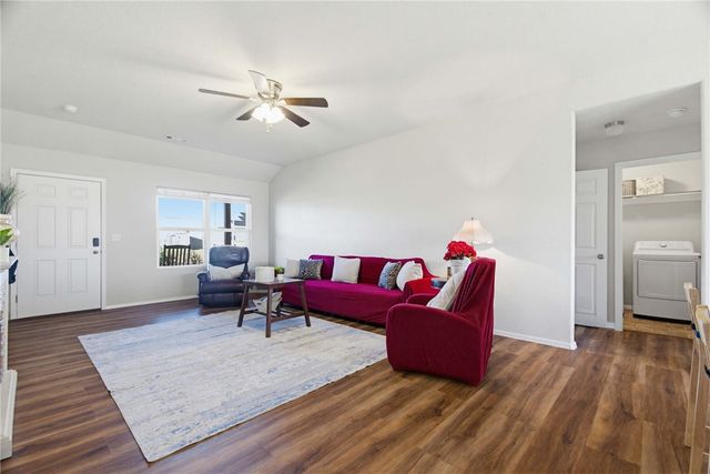 717 NW 69th Avenue, Bentonville, AR 72713